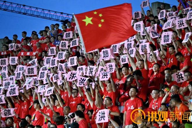 热血澎湃的体育竞技，观众欢呼不止的简单介绍