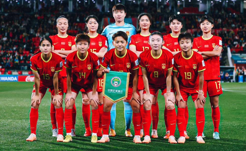 B体育体育新闻-包含日本校园，中国女足横扫强敌酣畅淋漓的词条