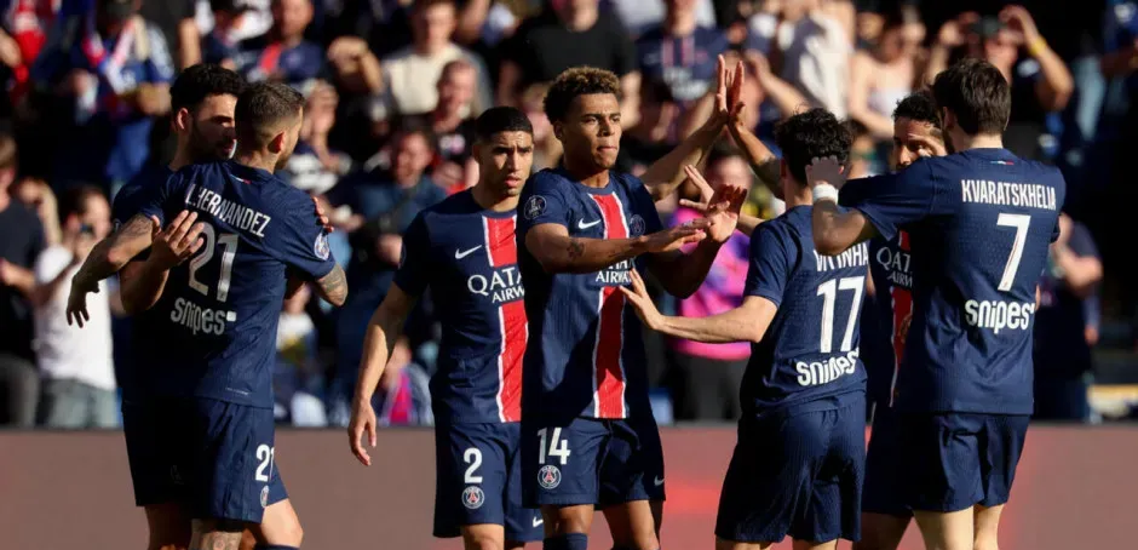 欧洲豪门之战,全世界球迷瞩目 欧洲豪门之战,全世界球迷瞩目