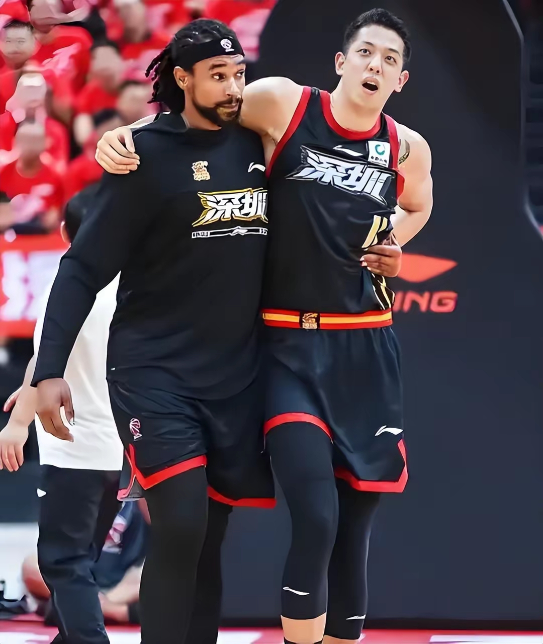 深圳队大胜北京队,取得胜利 深圳队大胜北京队,取得胜利