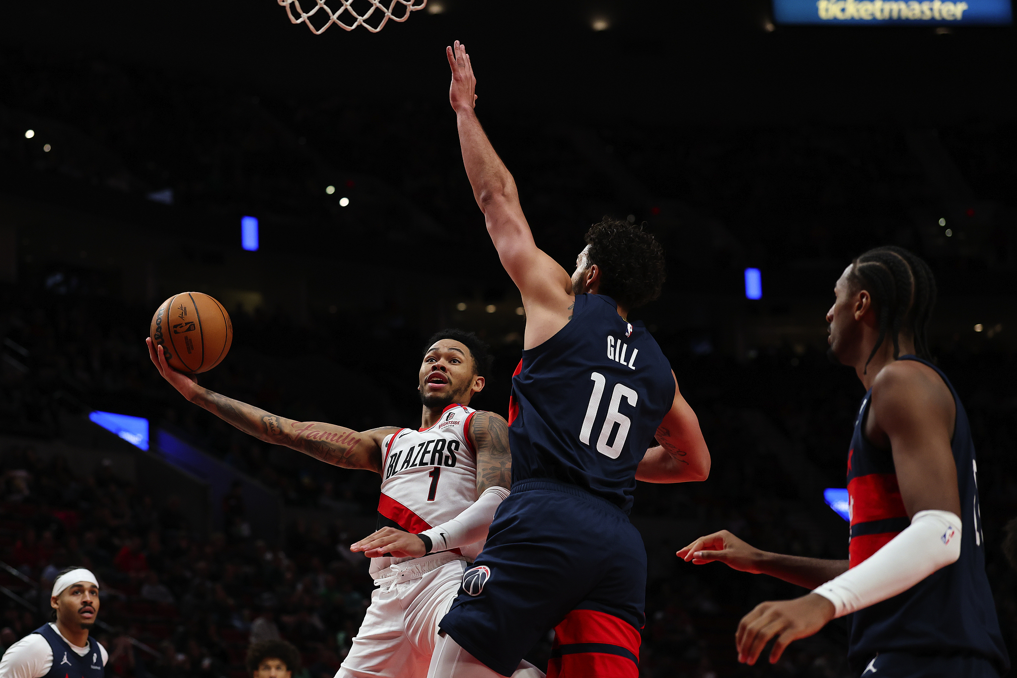 奇才击败开拓者,取得两连胜 奇才击败开拓者,取得两连胜