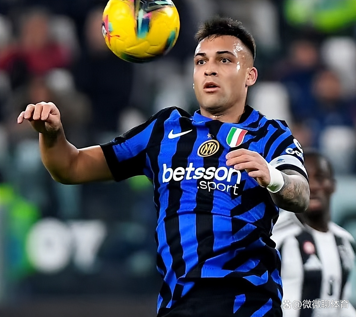 B体育体育官方登录入口-意甲球员备战赛季考验，战力全开