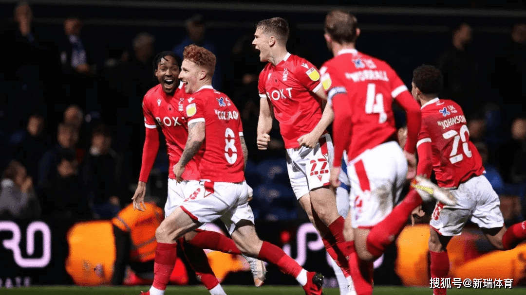 切尔西全队斗志昂扬,连续获胜势不可挡 切尔西全队斗志昂扬,连续获胜势不可挡