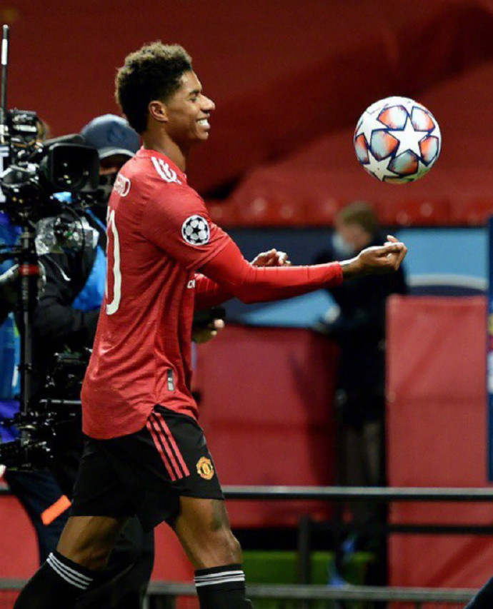 步步为营，球队探索新战术带来好成绩的简单介绍